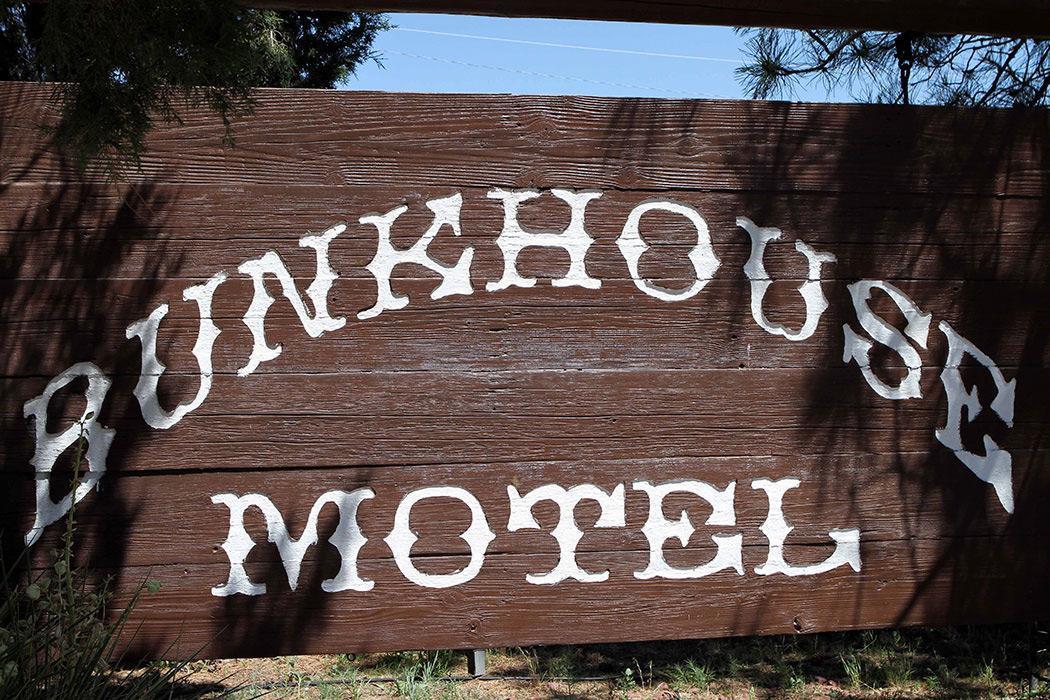 Bunkhouse Motel เกิร์นซีย์ ภายนอก รูปภาพ